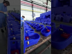 2.66KG 耐久性のあるPP プラスチック製の家畜用水鉢